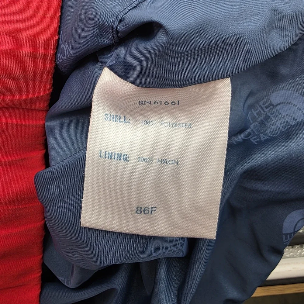 Vintage The North Face Red Jacket 1986 Made in Taiwan‎ Men's M Minor Spots